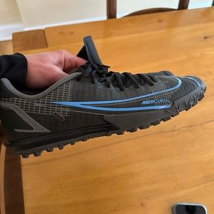 Nike mecurial mens size 8.5 turf shoes